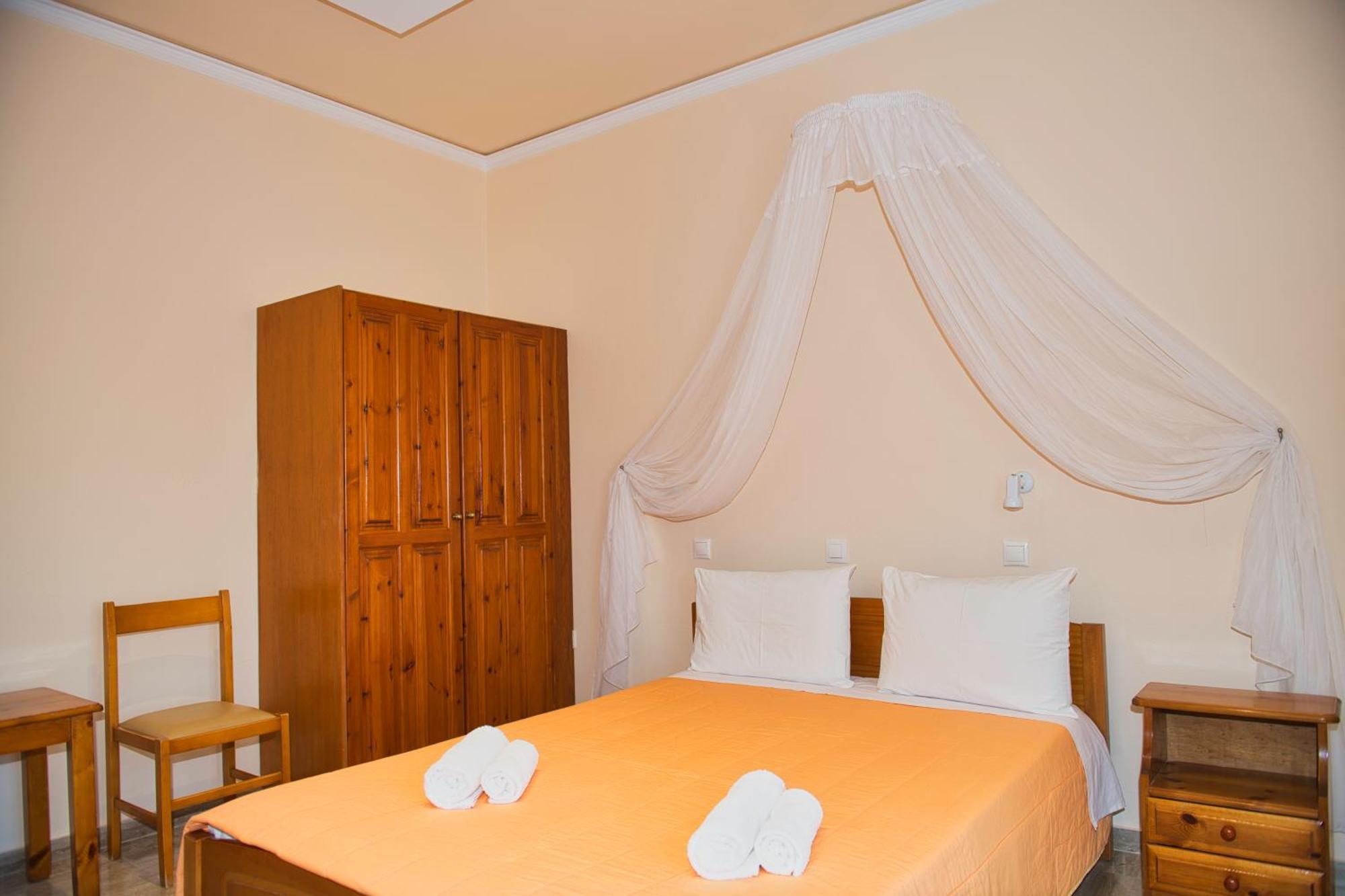Villa Nikos Karamolegkos Kamari Luaran gambar